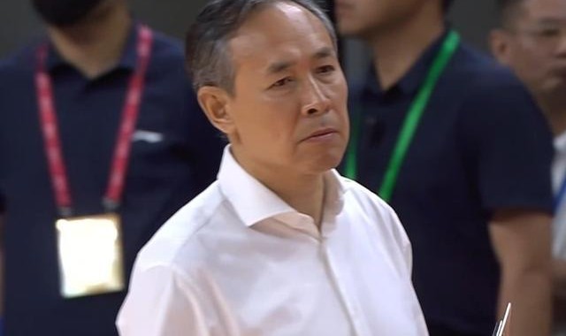 九游娱乐入口-北京主帅：大家期待值都认为肯定2-0广东 但季后赛就是很残酷